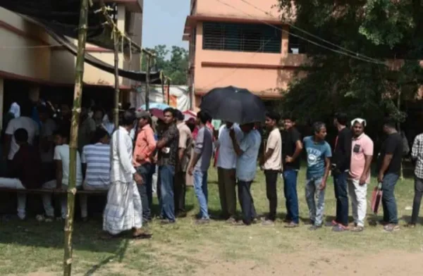 ফলতায় শান্তিতে পুনর্নির্বাচন শুরু হয়েছে