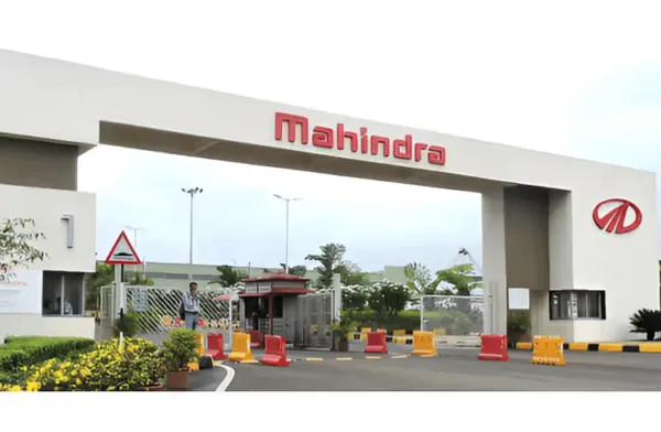 SML Mahindra Reports Double-Digit Growth In April 2026 Commercial Vehicle Sales | Autocar Professional