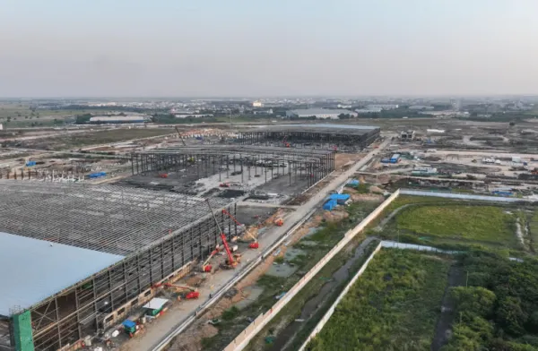 Agratas Hits Key Construction Milestone at Sanand Battery Facility Ahead of 2027 Production | Autocar Professional