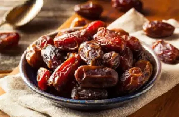 महिलाओं की हड्डियों की मजबूती और ऊर्जा के लिए खजूर है एक अचूक सुपरफूड!