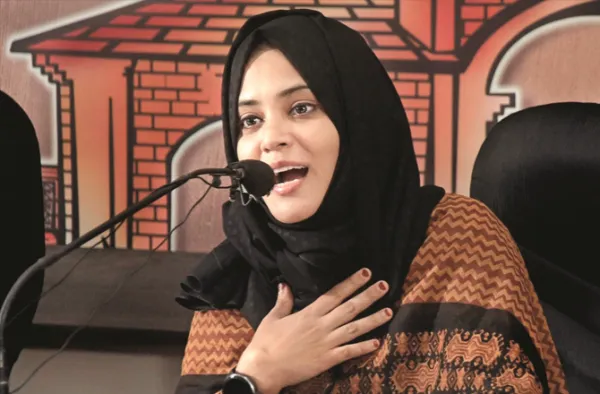 مسلم لیگ کی رُکن اسمبلی فاطمہ تحلیہ کا ممتا بنرجی سے موازنہ ہو رہا ہے