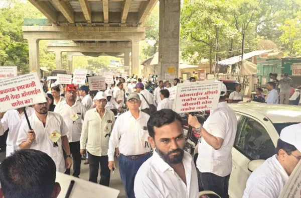 شہر واطراف میں میڈیکل اسٹورزکےبندہونے سےمریضوں کو دشواریوں کا سامنا کرنا پڑا