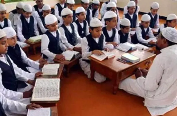 مغربی بنگال: بی جے پی حکومت نے مدرسوں میں'' وندے ماترم ''گانا لازمی قرار دیا