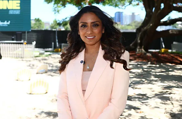 England's all-rounder Isa Guha Awarded MBE for Trailblazing Work in Cricket and Inclusivity