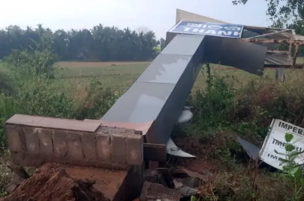 କାଳବୈଶାଖୀ କୋପ: ଏନ୍‌ଏସି ତୋରଣ ଟଳିଲା