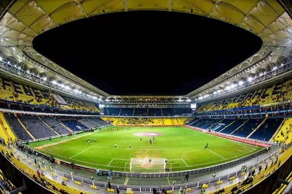 Sports Lighting Technology: Energy Efficiency and Player Safety