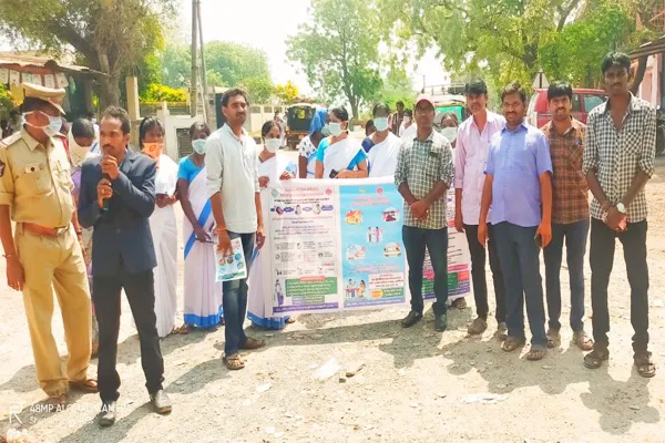 తాళ్లపొద్దుటూరులో కరోనాపై ఫోటోగ్రాఫర్ల అవగాహన సదస్సు