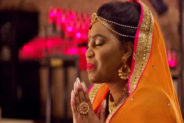 ದಯವಿಟ್ಟು ಭಾರತಕ್ಕೆ ಸಹಾಯ ಮಾಡೋಣ :ಕ್ಷಣಕ್ಷಣಕ್ಕೂ ಪ್ರಾರ್ಥಿಸುತ್ತಿರುವ ಹಾಲಿವುಡ್ ಹಾಡುಗಾರ್ತಿ