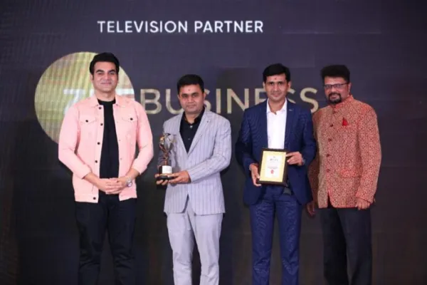 ज़ी बिजनेस एक्सीलेंस अवार्ड्स-2021 में KDM इंडिया ने ‘राइजिंग ब्रांड ऑफ़ द डेकेड’ का पुरस्कार हासिल किया