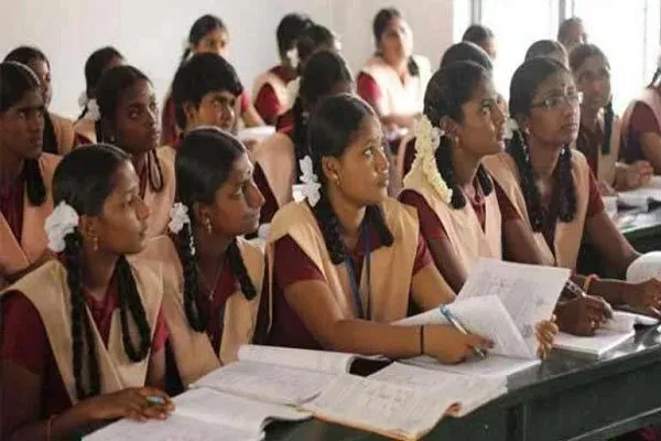 13,304 அரசுப் பள்ளி மாணவர்களுக்கு 'நீட்' தேர்வு பயிற்சி!