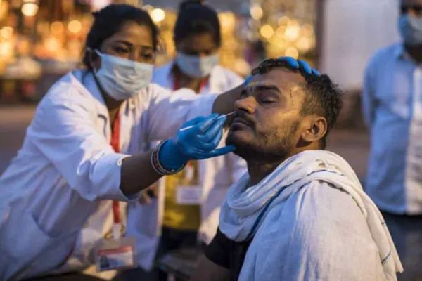 മഹാരാഷ്ട്രയില് നേരിയ ആശ്വാസം: കൊവിഡ് മരണങ്ങള് കുറയുന്നു