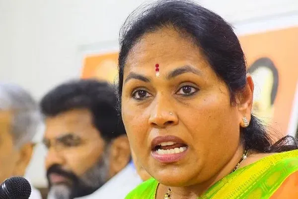 ಕಾಂಗ್ರೆಸ್ ಅಪರಾಧಿ ಹಾಗೂ ದೇಶದ್ರೋಹಿಗಳ ಜತೆ ಇದೆ: ಶೋಭಾ ಕರಂದ್ಲಾಜೆ ವಾಗ್ದಾಳಿ