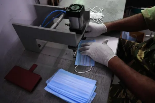 ACT Fibernet donates 1 lakh masks to BBMP