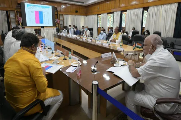 ಬೆಂಗಳೂರು ನಗರದಲ್ಲಿ ಮಳೆ ವಿಕೋಪ ತಡೆಯಲು ಪೂರ್ವ ಸಿದ್ಧತೆ ಪರಿಶೀಲಿಸಿದ ಮುಖ್ಯಮಂತ್ರಿ