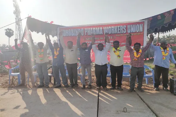 6 వ రోజు కొనసాగుతోన్న అరబిందో కార్మికుల సత్యాగ్రహం