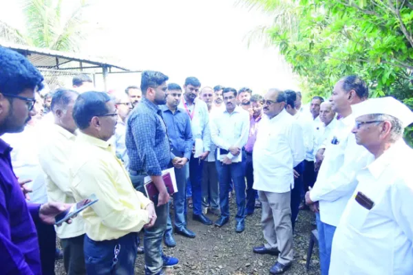 अचूक पंचनामे करून अहवाल सादर करा; पालकमंत्री विखेंकडून नुकसानीची पाहणी; प्रशासनास निर्देश