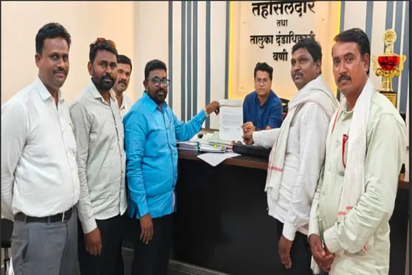 पीकविमा भरपाई करून विमा कंपनीवर कारवाई करा
