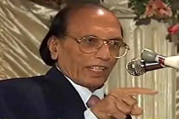 शायरीचा बुलंद आवाज शांत