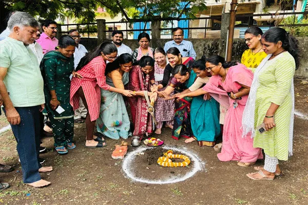 रामनगर संघ मैदान परिसरातील विकासकामाचे भूमिपूजन