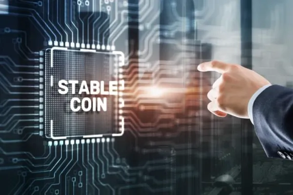 Société Générale Expands Crypto Client Base To Capitalize On Stablecoin Boom