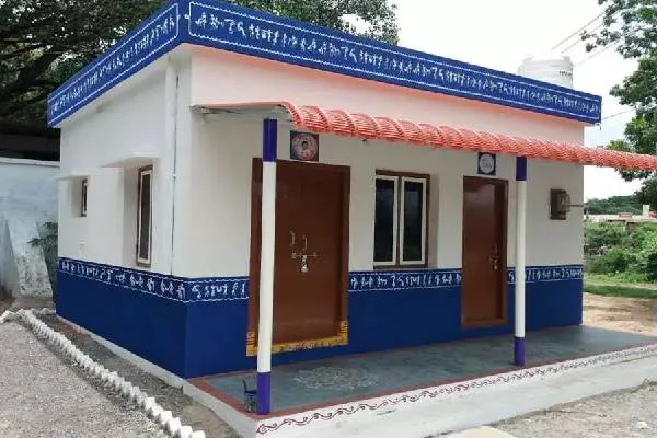 తోపుదుర్తి రాక్రీట్ లెక్కలెప్పుడో తేలాయి - చర్యలెప్పుడు?
