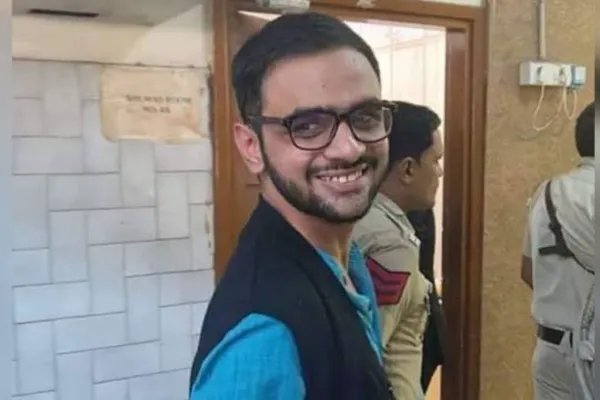 ماموں کی تدفین اور ماں کی سرجری کے باوجود عمر خالد کو عدالت سے پھر مایوسی، 15 دن کی عبوری ضمانت کی درخواست خارج