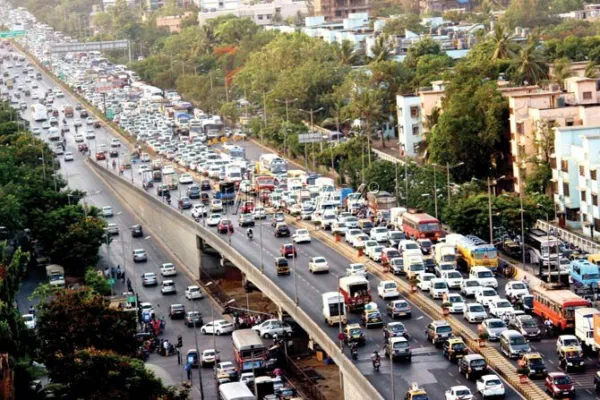 Mumbai Traffic Update: Police Issue Restrictions On Key Routes On Eastern, Western Suburbs on April 2 - Check Diversions Here