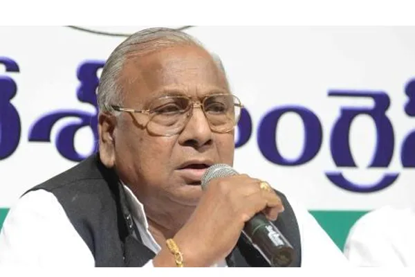 వీహెచ్కు సలహాదారు పదవి !
