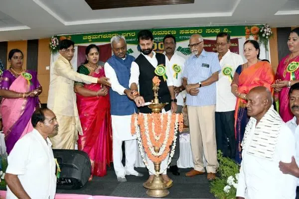 ಗೃಹ ನಿರ್ಮಾಣ ಸಹಕಾರಿ ಸಂಘಗಳಿಂದಲೇ ಹೆಚ್ಚು ಮನೆ ವಿತರಣೆ