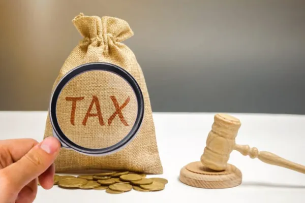 Americans Plan To Save Or Pay Down Debt With 2026 Tax Refunds, Survey Finds