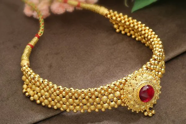 குறைந்தது தங்கம் விலை. மக்கள் மகிழ்ச்சி!