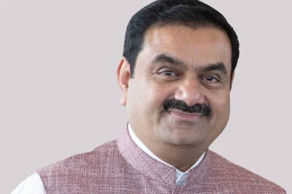 దటీజ్ అదానీ - సూపర్ క్లీన్ !