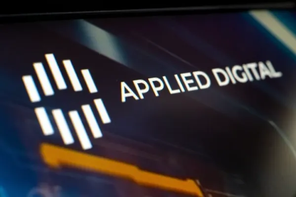 Applied Digital Q2: Will CoreWeave Drive 40% Revenue Growth?