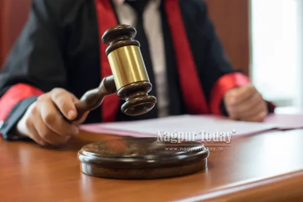 नागपूर खंडपीठाचा निर्णय; पत्नीला किचनमध्ये जाण्यापासून रोखणे म्हणजे मानसिक छळ, पतीवरचा गुन्हा कायम!