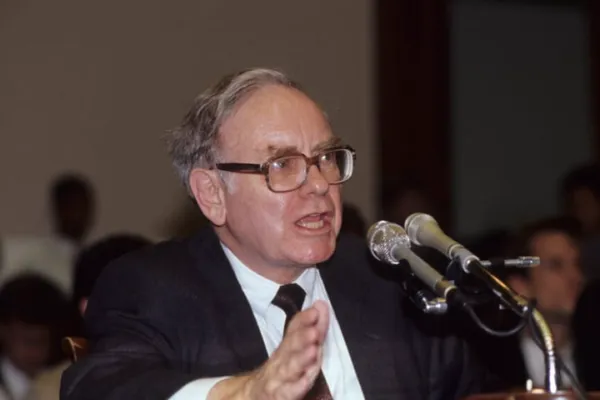 Former Tesla Exec Reveals Single Most Important Habit For Your Career That Is Followed By Elon Musk, Warren Buffett: Report