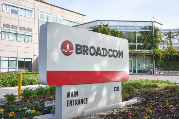 Broadcom Is Repeating Its Apple Playbook - But This Time It's AI