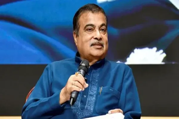 مودی حکومت دہلی کے ٹرانسپورٹ نیٹ ورک کو جدید بنانے کے لیے کام کر رہی ہے: گڈکری