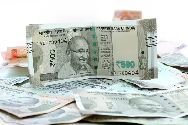 खुशखबरी की लहर! केंद्रीय कर्मचारियों के सैलरी, पेंशन और DA में बढ़ोतरी तय?