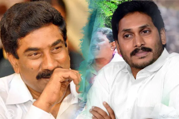 "ఏబీఎన్‌పై ఫిర్యాదు": వైఎస్సార్సీపీ నేత ఆగ్రహం