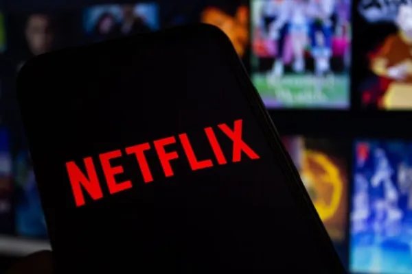 Netflix Stock Sinks Most In Six Months - Analyst Says Buy, It's 'Just A Wobble'