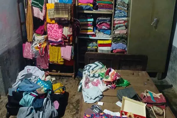 ଶିଶୁ ମୁଣ୍ଡରେ ବନ୍ଧୁକ ଲଗାଇ ଲୁଟିନେଲେ ସୁନାଗହଣା