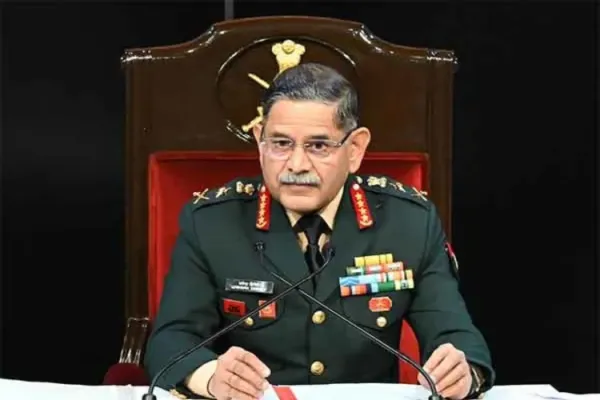 پاکستان ،جغرافیہ کا حصہ رہنا چاہتا ہے یا تاریخ کا:آرمی چیف