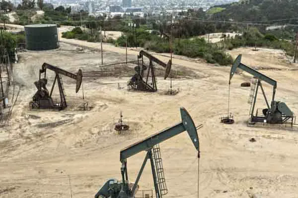 ଯୁଦ୍ଧ ବିରତି: ଅଶୋଧିତ ତୈଳ ବ୍ୟାରେଲ ପିଛା ୧୮ ଡଲାର ହ୍ରାସ