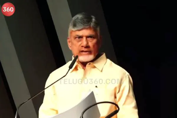 జనాభా పాలసీ : చంద్రబాబు కుటుంబంపై దాడి - ఇదేం చర్చ?