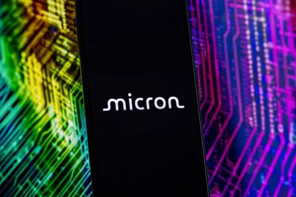 Why Is Micron Tech Stock Trending On Trump's China Visit?
