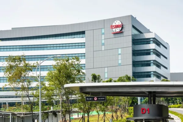 Taiwan Semiconductor's Arizona Chip Hub Thrives, But Power And Labor Risks Persist