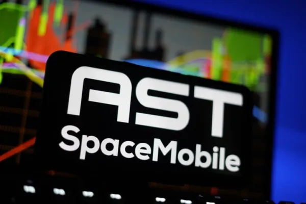 ASTS Shares Climb As Satellite Expansion, Sector Buzz Lift Sentiment
