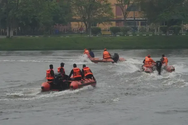 Exercise Jal Rahat: Army Conducts Flood Relief Drill to Boost Response Preparedness in Guwahati