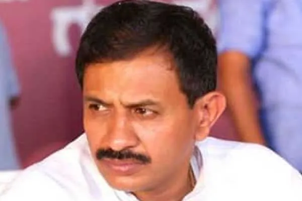 ನೀತಿ ಸಂಹಿತೆ ಉಲ್ಲಂಘನೆ ಕೇಸ್: ಮಾಗಡಿ ಶಾಸಕ ಬಾಲಕೃಷ್ಣ ವಿರುದ್ಧ ಜಾಮೀನು ರಹಿತ ಬಂಧನ ವಾರೆಂಟ್ ಜಾರಿ