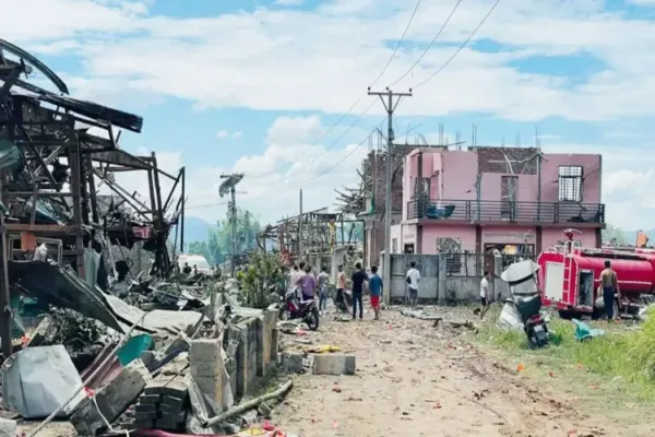 म्यांमार के विद्रोही नियंत्रित गांव में भीषण विस्फोट, 46 लोगों की मौत, सैकड़ों घायल
